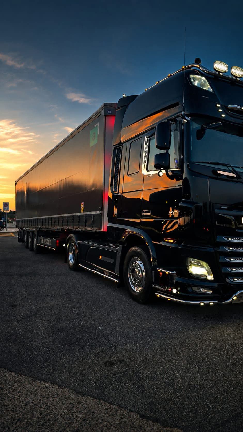 Imagine pentru De ce sunt atât de puține femei pe camion.